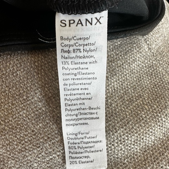 Spanx Black Faux Leather High Waist leggings Size Medium Petite - Picture 11 of 11